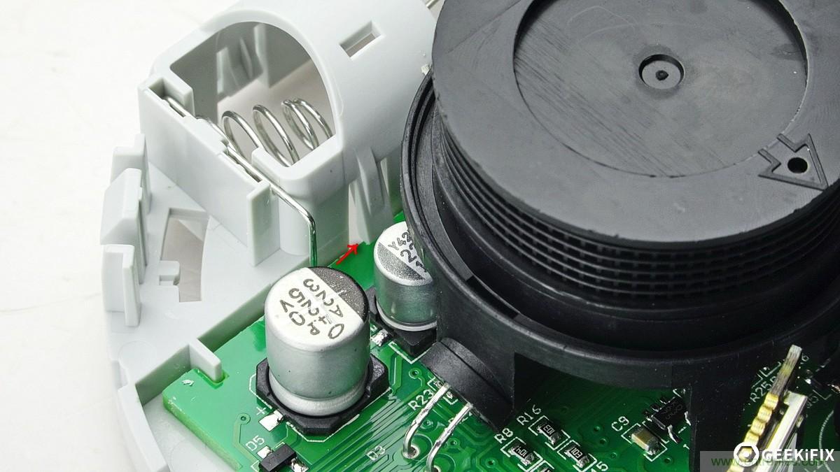 小米煙霧報(bào)警器拆解：一顆電池可用五年是如何做到的？