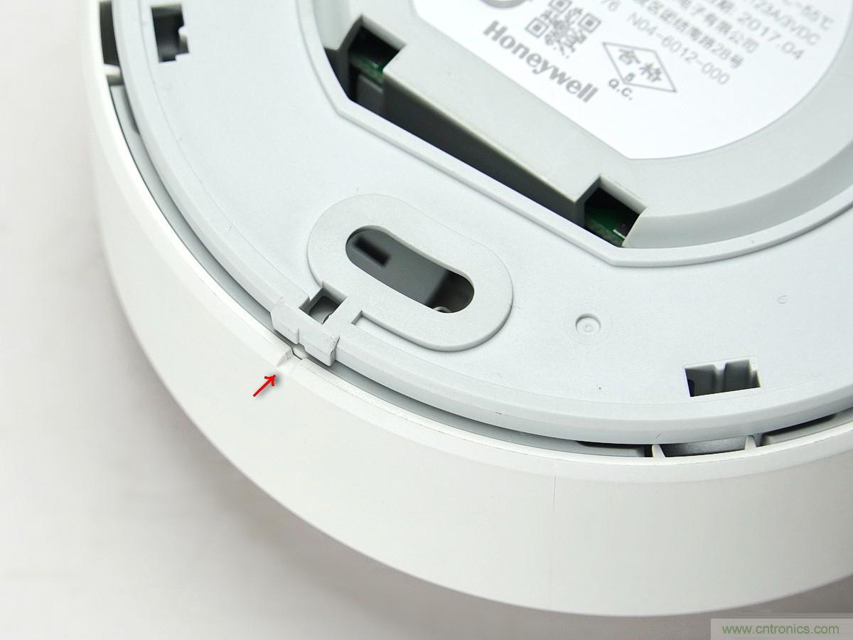 小米煙霧報(bào)警器拆解：一顆電池可用五年是如何做到的？