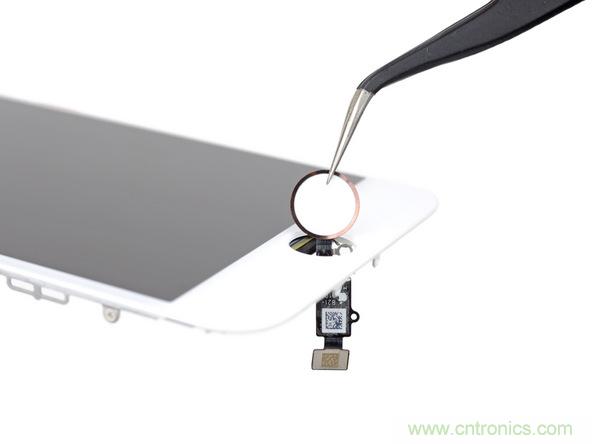 iPhone 8首拆：無線充電版本的iPhone 7？