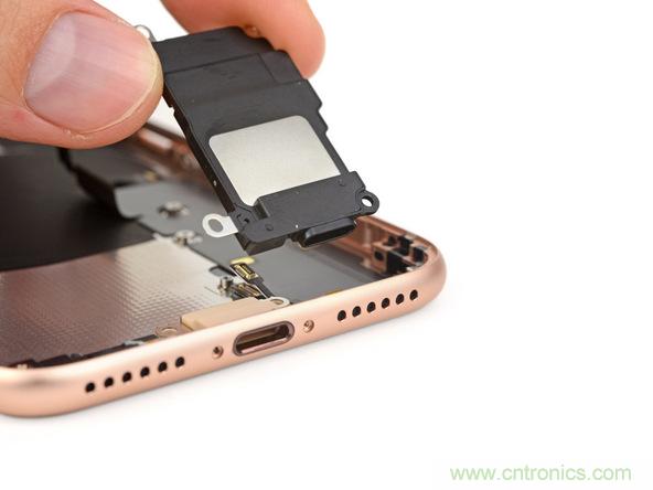 iPhone 8首拆：無線充電版本的iPhone 7？