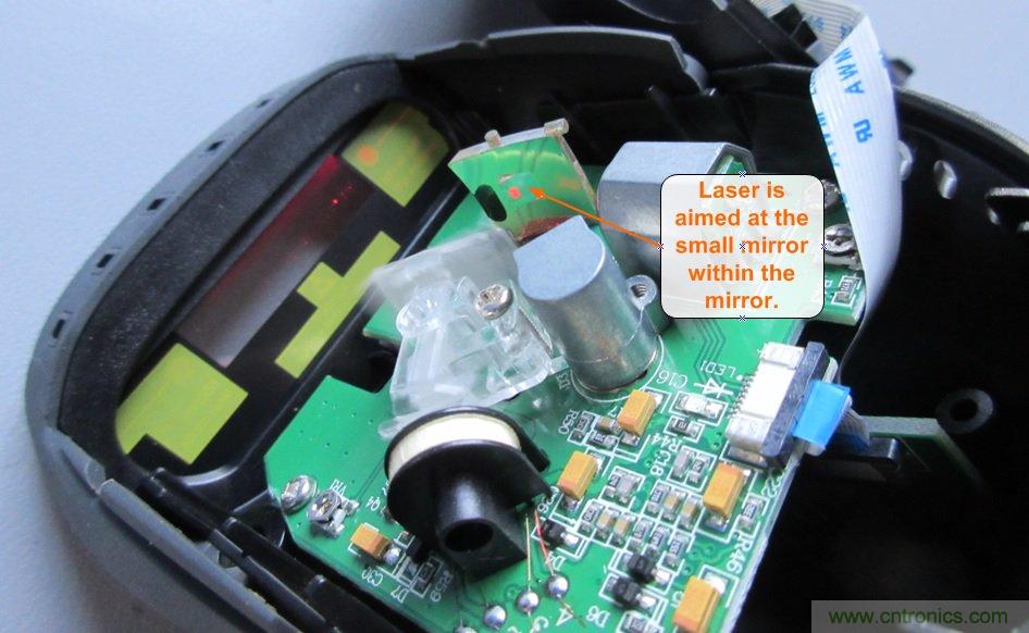 拆解45美元的藍(lán)牙無線條碼掃描槍，發(fā)現(xiàn)里面鏡中有鏡