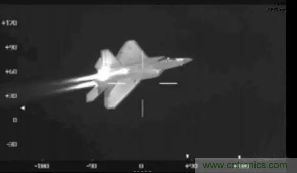 紅外傳感器工作原理、種類、特點(diǎn)以及應(yīng)用詳解