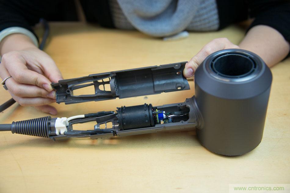 拆解戴森吹風(fēng)機(jī)：近三千元的價(jià)格貴在哪？