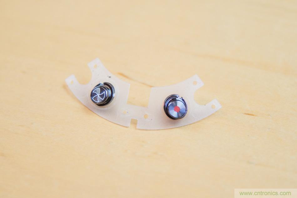 拆解戴森吹風(fēng)機(jī)：近三千元的價(jià)格貴在哪？