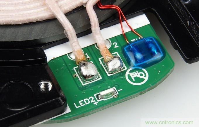 拆解對(duì)比：系出同門，小米、紫米無(wú)線充電器的差別有多大？