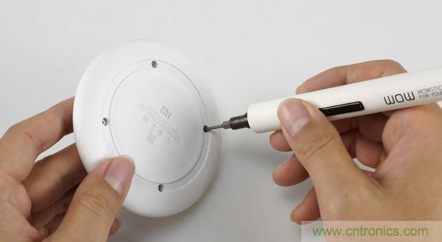 拆解對(duì)比：系出同門，小米、紫米無(wú)線充電器的差別有多大？