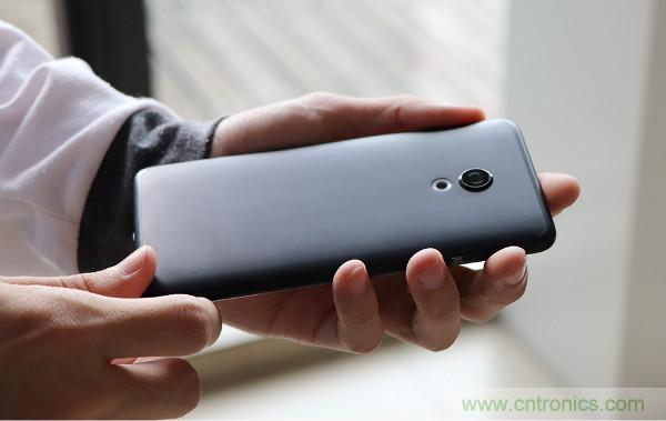 魅族M15拆解：做工精致，壓感Home鍵采用中國芯