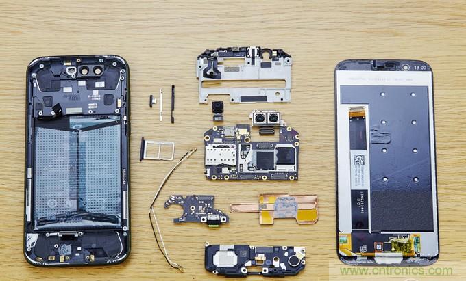 拆解黑鯊手機(jī)：多級(jí)直觸一體式液冷系統(tǒng)有什么門(mén)道？