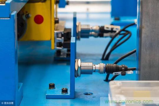 感應(yīng)電容超聲波，你都知道這些傳感器多大區(qū)別嗎？