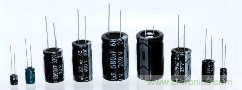 電容的尺寸、耐壓值、方向，這些參數(shù)該如何選擇？