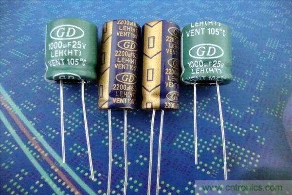 電源設(shè)計(jì)中濾波電容如何選取？