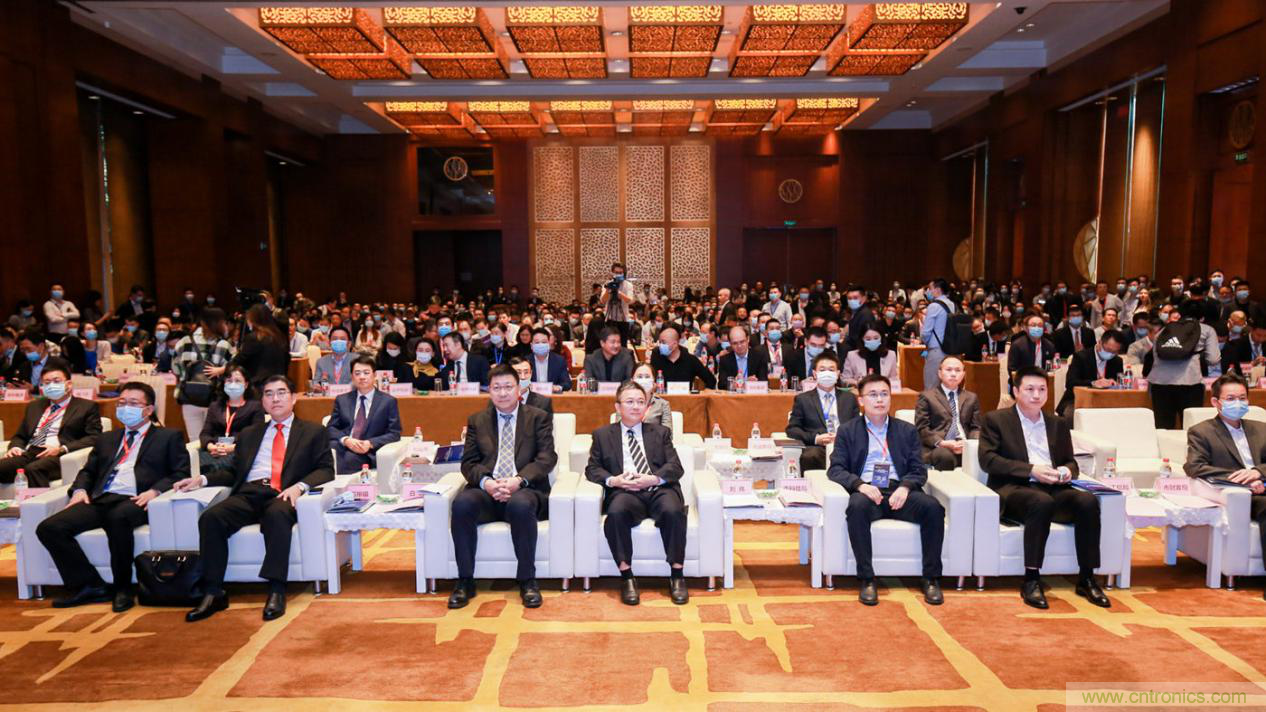 2020年松山湖功能區(qū)投資推介會成功舉辦，攬資350億發(fā)力新經(jīng)濟新產(chǎn)業(yè)