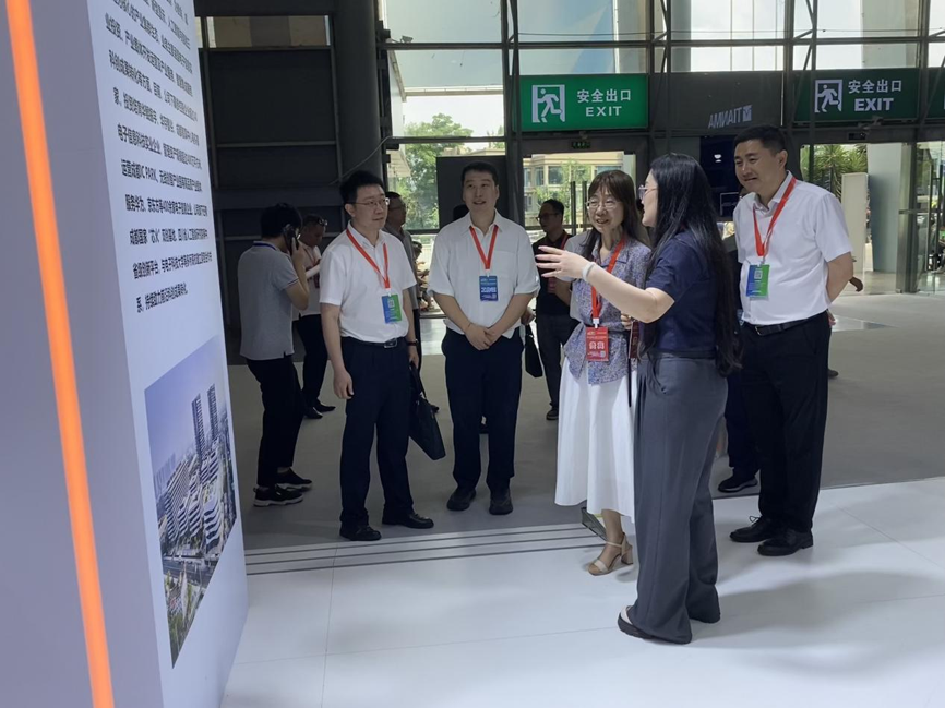 三新驅(qū)動(dòng)西部崛起：第十三屆西部電子信息博覽會(huì)成都盛大啟幕