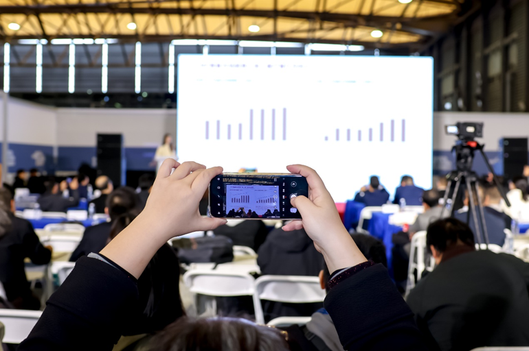 2025中國IC獨(dú)角獸論壇滬上啟幕，賦能半導(dǎo)體產(chǎn)業(yè)新未來