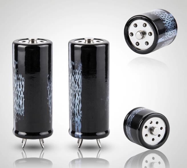 電解電容技術全景解析:從核心原理到國產替代戰(zhàn)略 電解電容技術全景解析:從核心原理到國產替代戰(zhàn)略