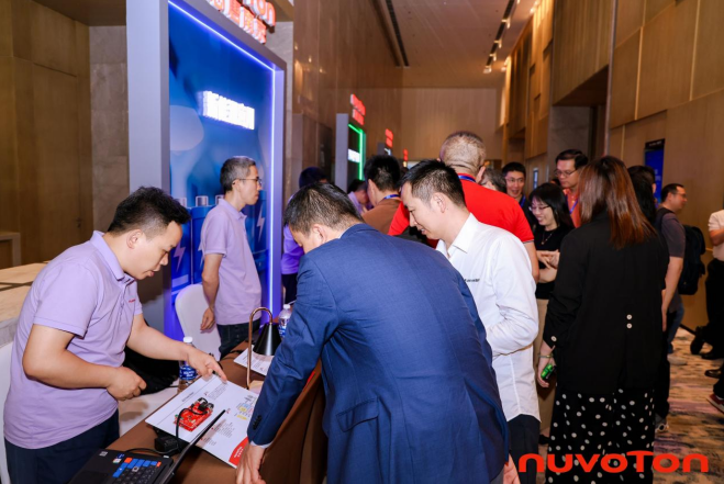 新唐科技以AI、新能源、汽車電子新品引領(lǐng)行業(yè)未來，巡回發(fā)布會完美收官！