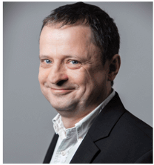 本屆峰會(huì)以 “你好，數(shù)字具身 (Hello, Digital Embodiment)” 為議題，直指下一代AI發(fā)展的核心——如何讓智能體更好地感知并與物理世界交互。屆時(shí)，Arm、西門(mén)子、SiPearl、Prophesee、芯原股份、思特威、英諾達(dá)等國(guó)內(nèi)外半導(dǎo)體巨頭的掌門(mén)人與高管將罕見(jiàn)同臺(tái)，從芯片設(shè)計(jì)、視覺(jué)傳感、EDA工具到系統(tǒng)架構(gòu)，共同勾勒千億增量市場(chǎng)的技術(shù)路線(xiàn)與商業(yè)藍(lán)圖。席位緊張，機(jī)遇不容錯(cuò)過(guò)。