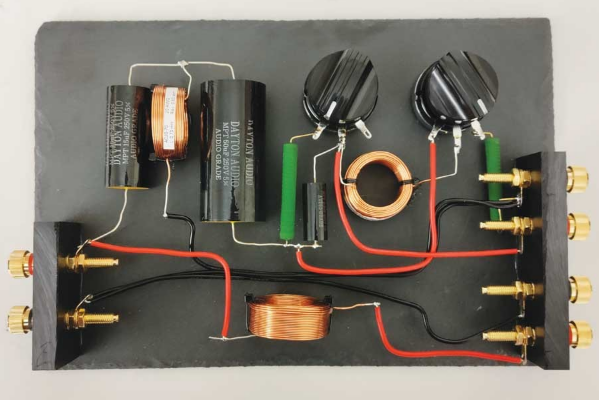 DSP入局：模擬與數(shù)字音頻分頻器設計的大比拼！