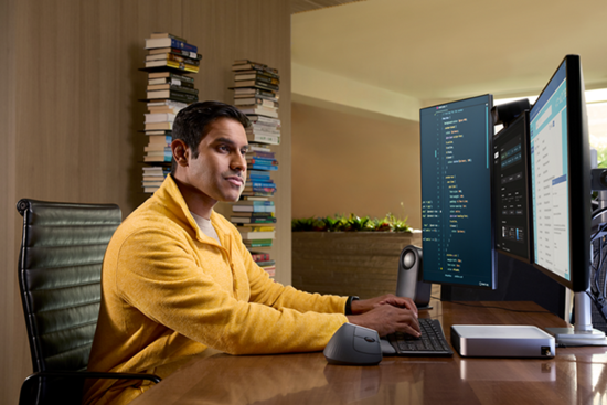 小巧機(jī)身，巨量算力！驍龍X入場(chǎng)讓臺(tái)式機(jī)變得更智能、更強(qiáng)大